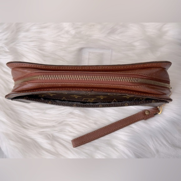 LOUIS VUITTON Monogram Orsay Clutch Bag - Picture 3 of 10